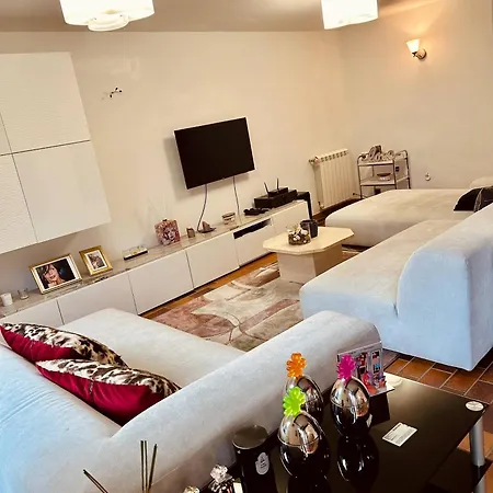 Holiday home 3 Bedroom House In The Heart Of Condroz Clavier