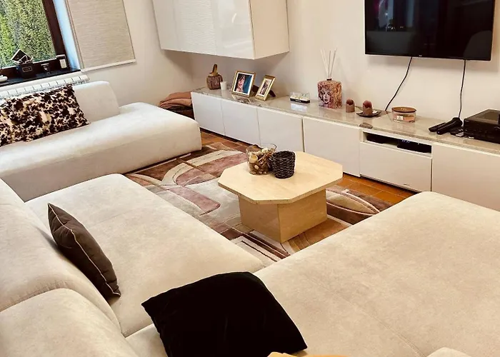 Holiday home 3 Bedroom House In The Heart Of Condroz *